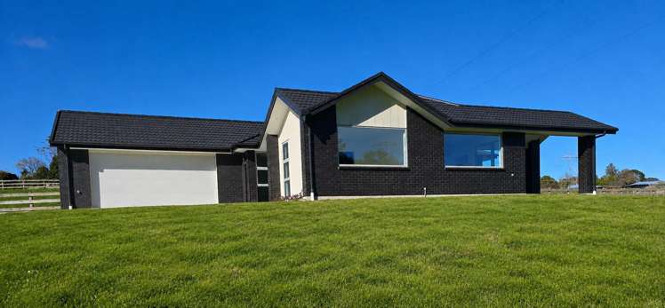 6 Frost Rise Hunua_15