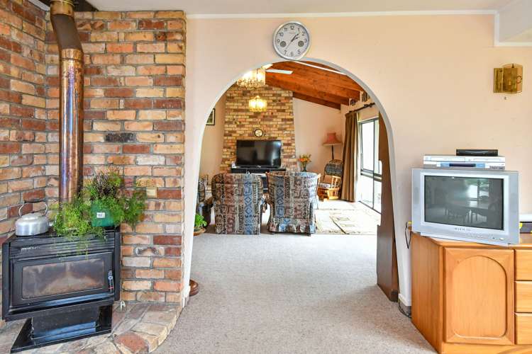 401 Creightons Road Clevedon_18