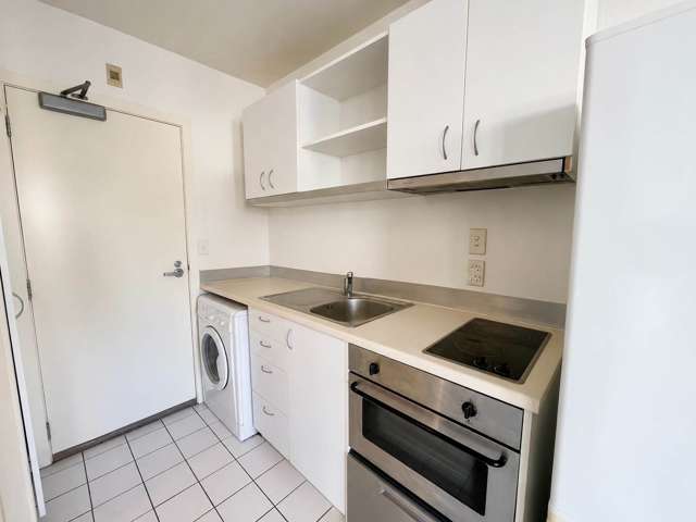 13b/81 Wakefield Street City Centre_3