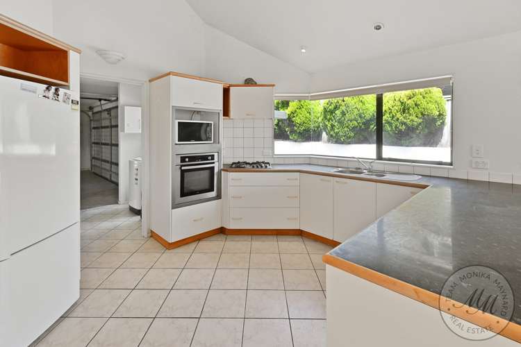 1 Capistrano Mews Goodwood Heights_7