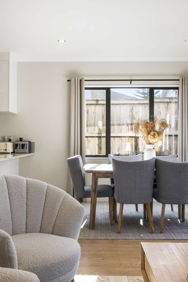 43 Bordeaux Parade Te Atatu South_5