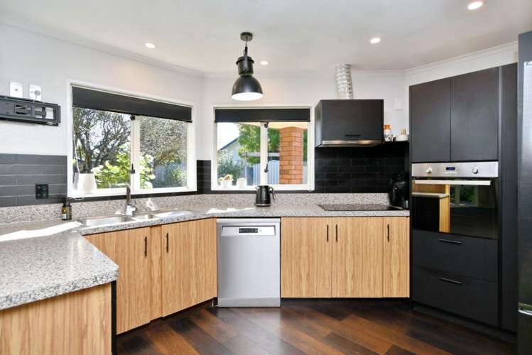 10 Milesbrook Close_1