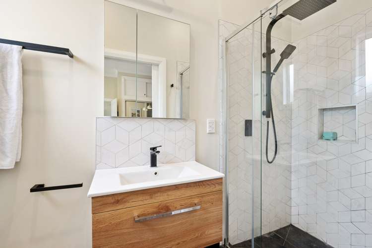 7 Danube Street Island Bay_7