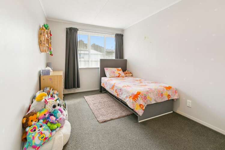 45 Victory Crescent Tawa_15