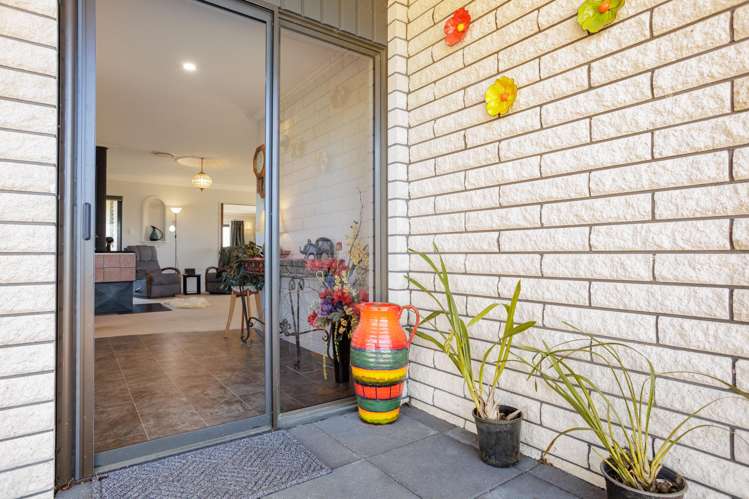 12 Crabb Road Okoroire_9