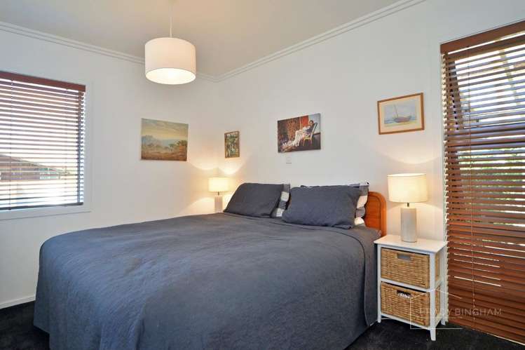 32 Reading Street Greytown_11