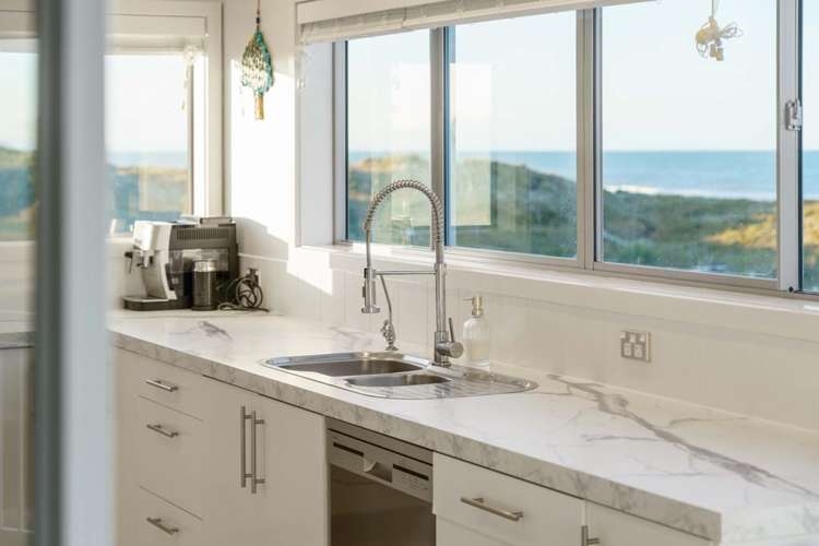 1011 Papamoa Beach Road_5