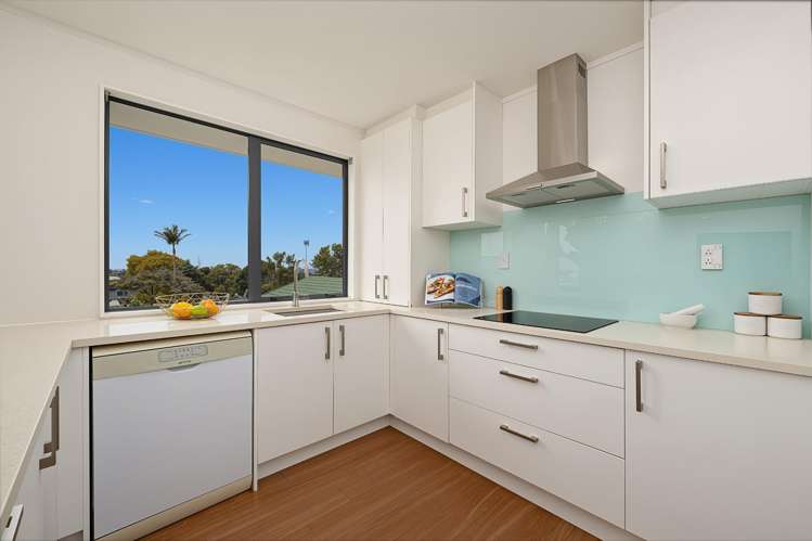 140D Hepburn Road Glendene_9