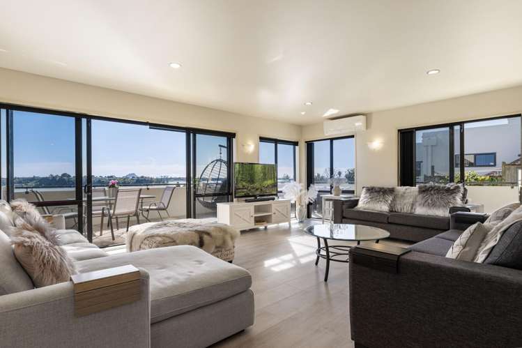 8 Lorrigan Way Welcome Bay_6