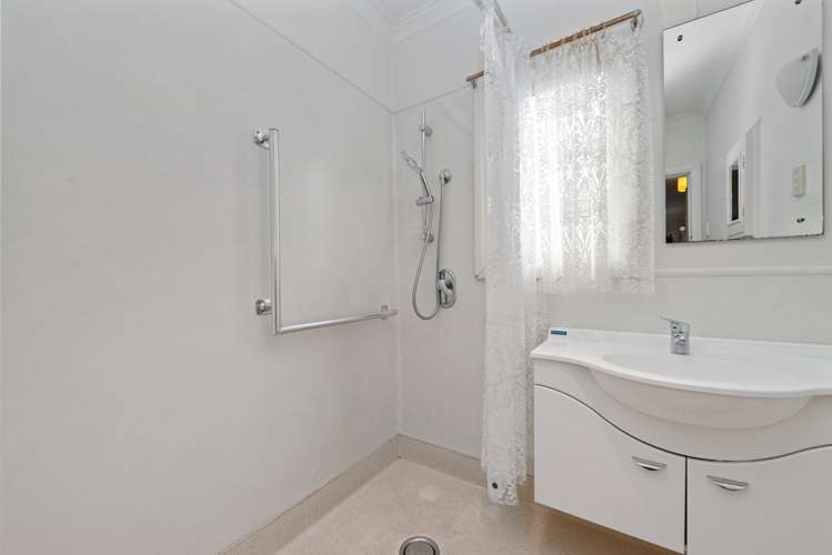 27 High Street Glenholme_11