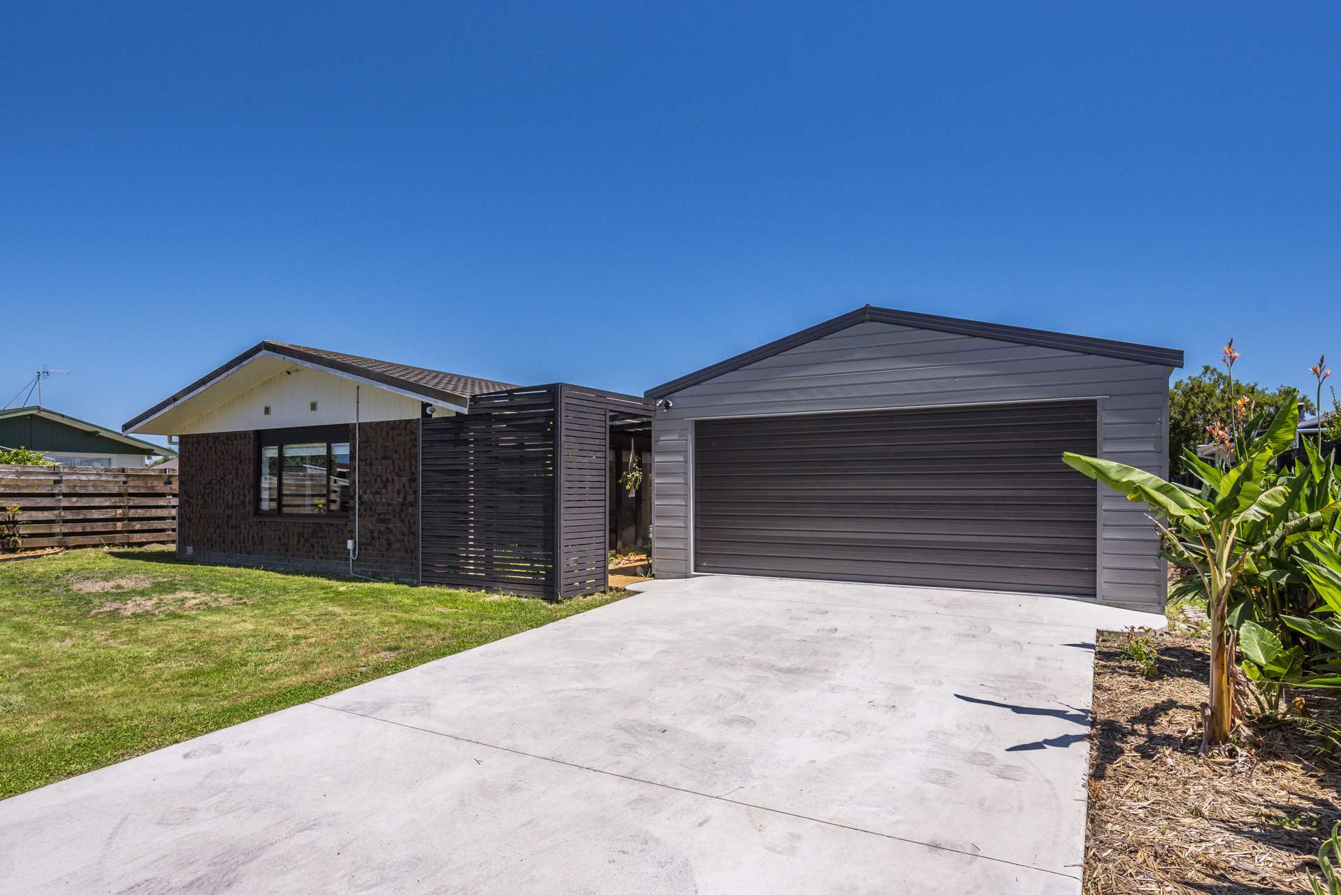 4 Graham Grove Waikanae_0