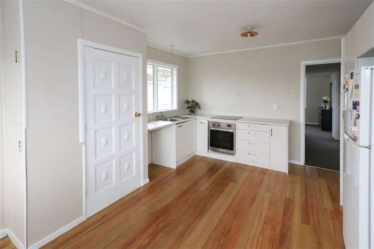 285 Te Rapa Road Beerescourt_8