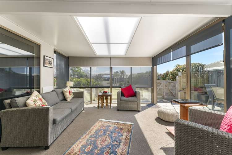 5 Otia Drive Richmond_2