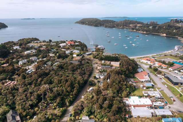 Untouched Paradise on Stewart Island!