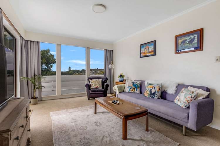 10 Lawry Street Moturoa_12