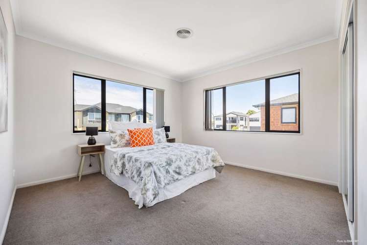 4 Eastfield Avenue Flat Bush_16