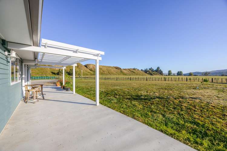 742b River Road Otane_5