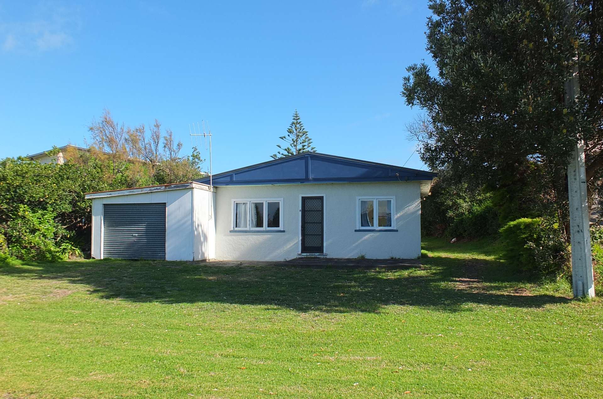 8 Nelson Street Foxton Beach_0