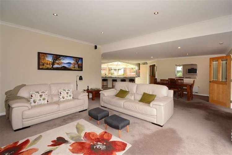 19 Orchard Grove East Taieri_13