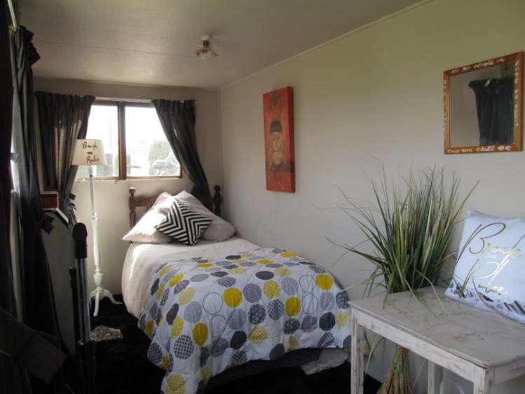 153 Tarbert Street Alexandra_16