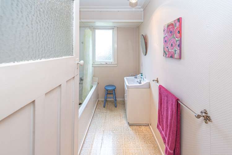 1 Balgownie Avenue Gonville_13