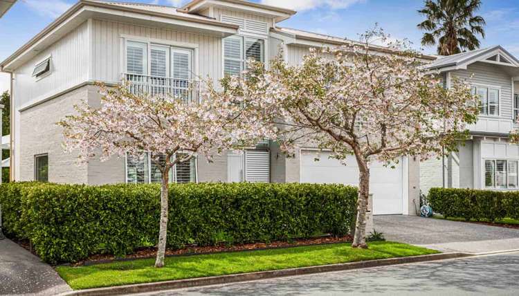 20 Kensington Drive Orewa_20