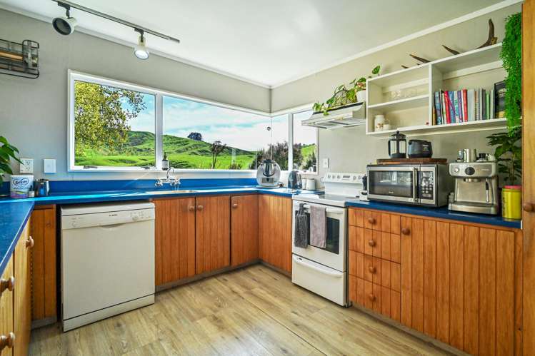 683 Bush Road Wallingford_13