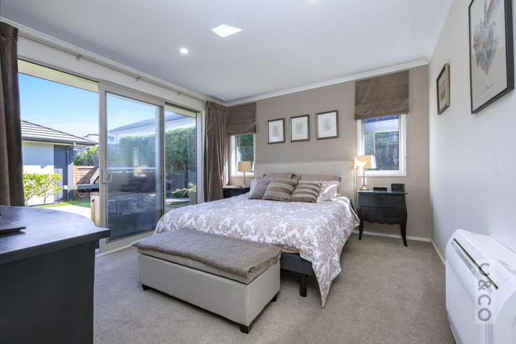 11 Canoe Lane Riverhead_26