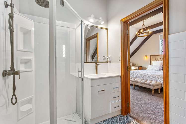 38 Tirimoana Road Te Atatu South_14