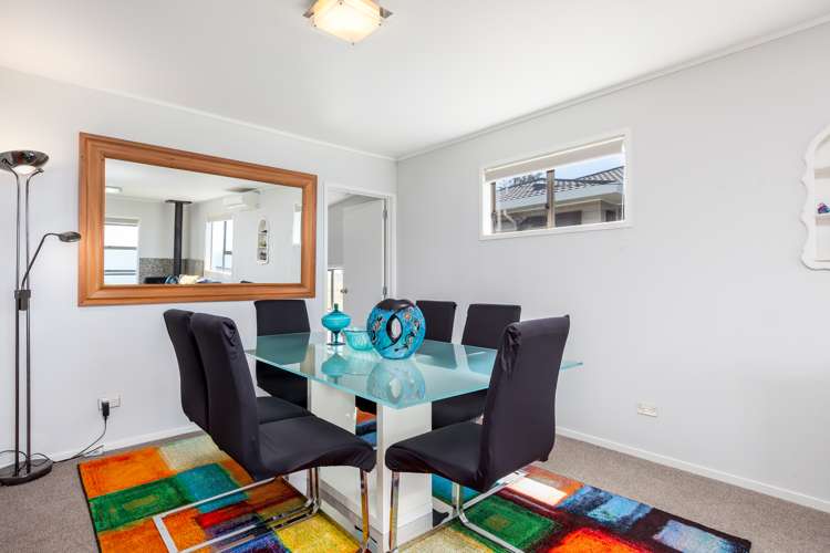 84 Vipond Road Stanmore Bay_19