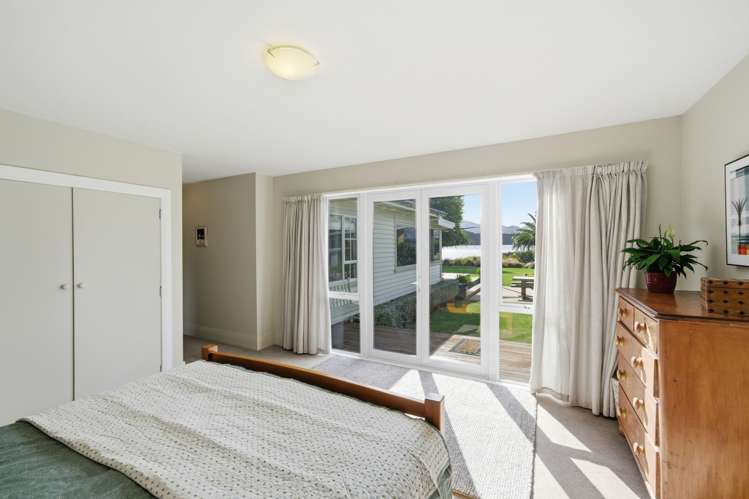 471 Marine Drive Charteris Bay_11