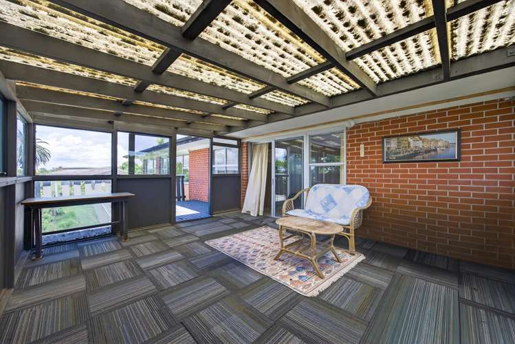 10 Riverhills Avenue Pakuranga Heights_16