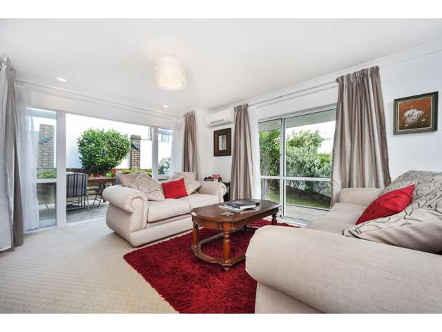 1/257 Hobsonville Road Hobsonville_1