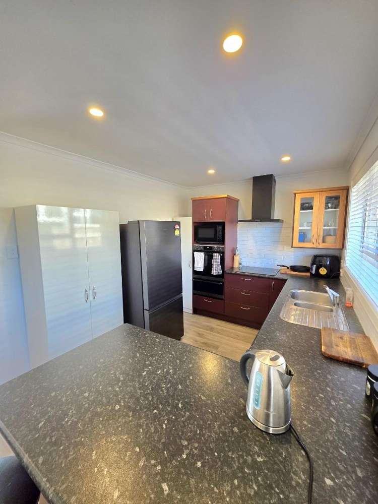 45 Clifton Drive 10858_5