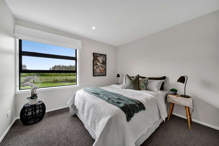 13 Thomason Road Egmont Village_11