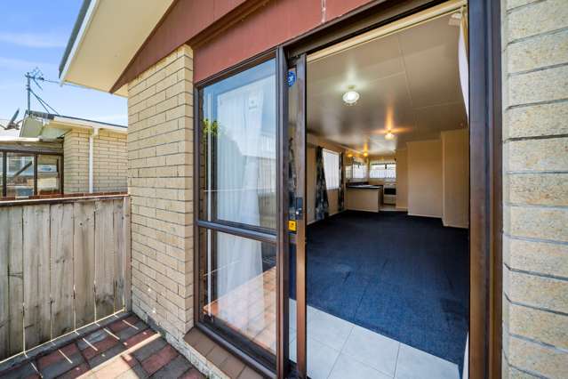 19 Karamu Street Strandon_2