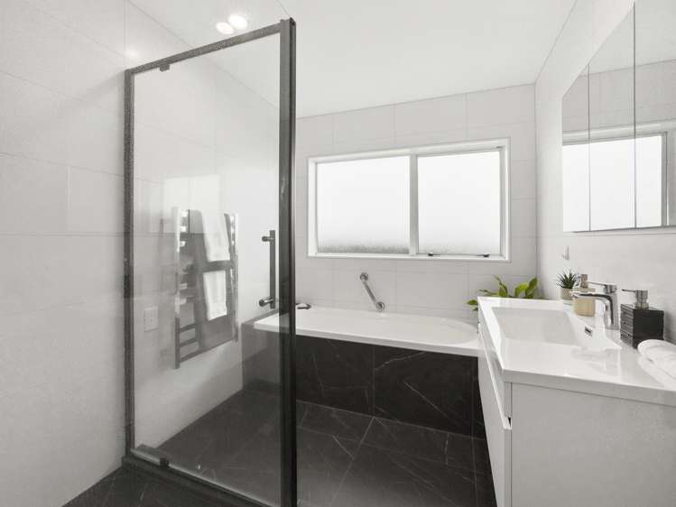 2 Palmcrest Grove Highland Park_16