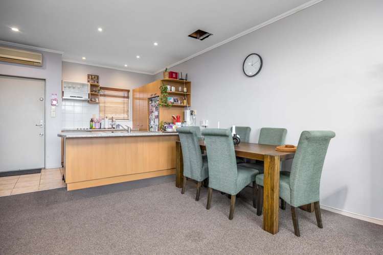 4a/8 Quay Street Auckland Central_3