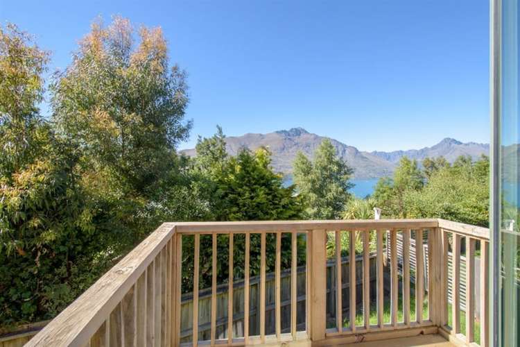 28b Dart Place Fernhill/Sunshine Bay_21