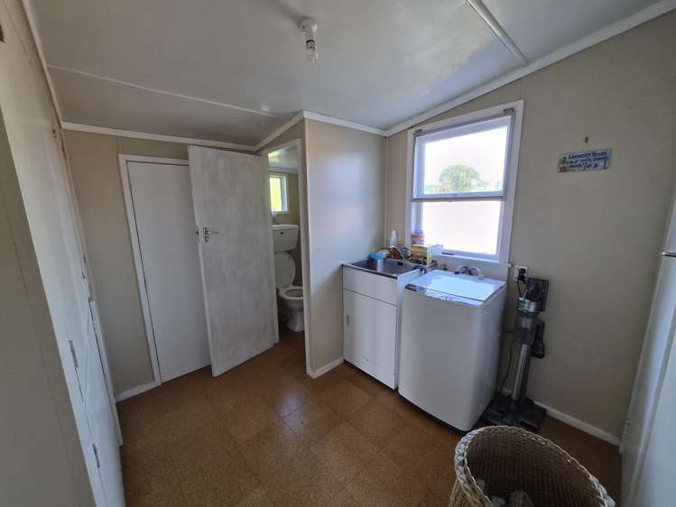 6590 Wilson Road Netherton_11