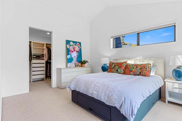 14 Carex Rise Cracroft_16