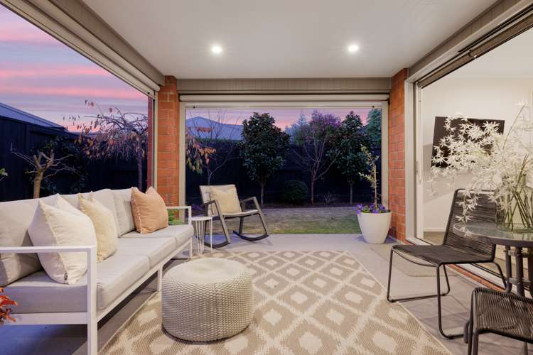 21 Kahuparere Crescent Pyes Pa_21