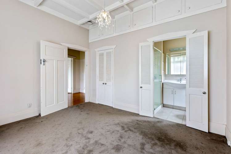 80 The Drive Epsom_7