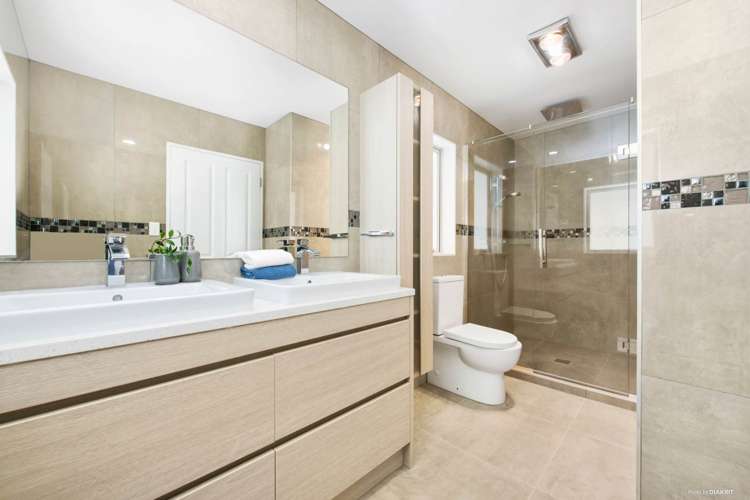 79 Seventh View Avenue Beachlands_17