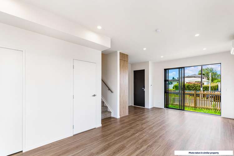 7/22 Coniston Avenue Te Atatu South_13