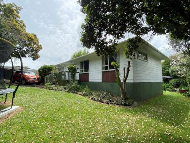 Freshely Painted 3 Bedroom in Half Moon Bay