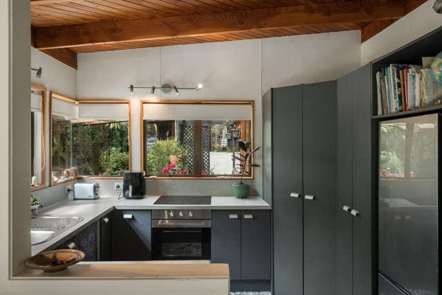 60 Victoria Street Waikino_2