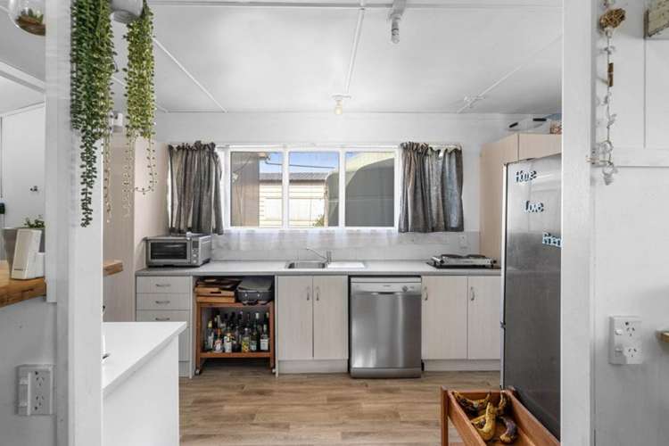 3 Pohutukawa Avenue Kaiaua_15