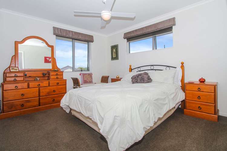 61 Maylee Crescent Gulf Harbour_11