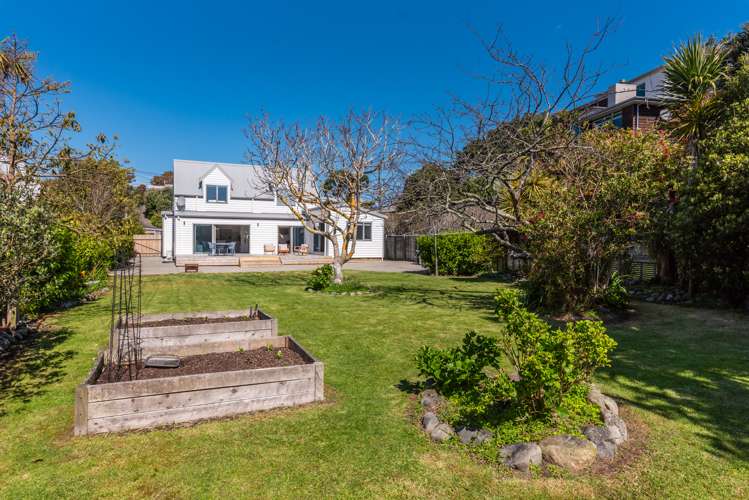 5 Falla Street Paraparaumu Beach_15